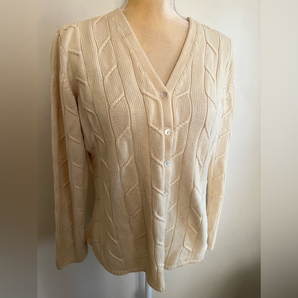 valerie stevens 100% silk cardigan knit sweater pearl beige color - Picture 2 of 8